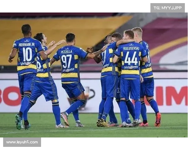 弗赖堡vs沃尔夫斯堡：进球大战可期，防守稳定性定胜负